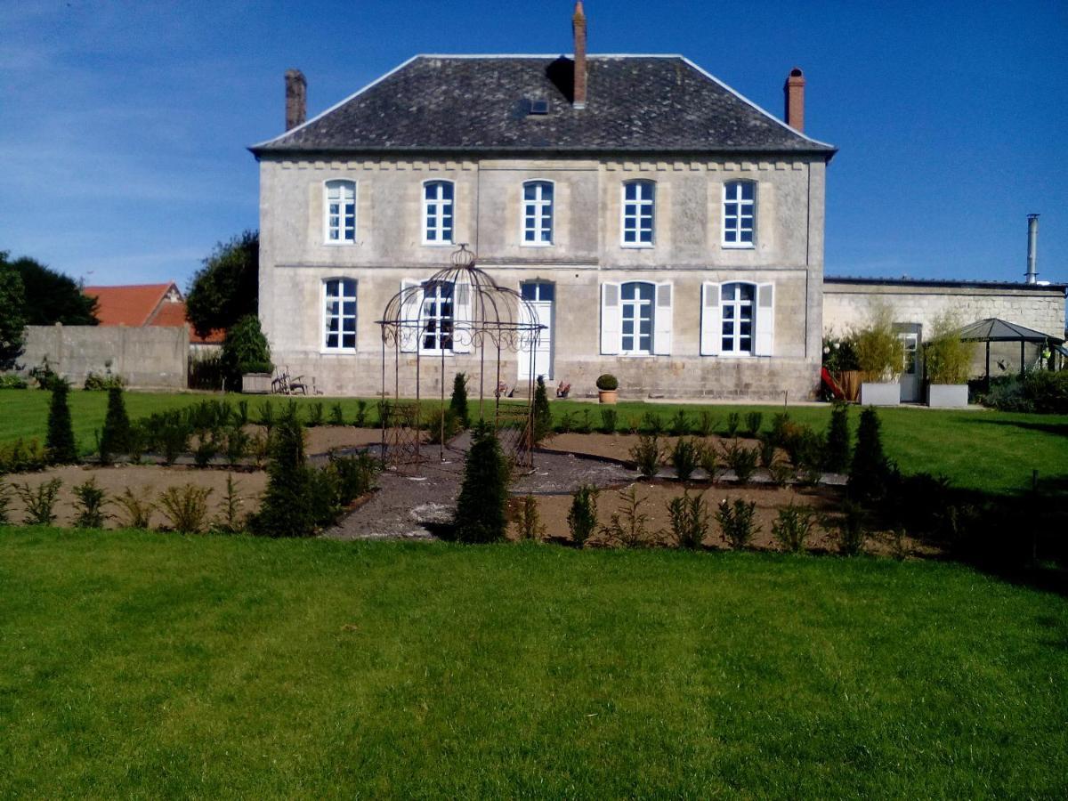 Charme D Antan Acomodação com café da manhã Villers-Châtel Exterior foto