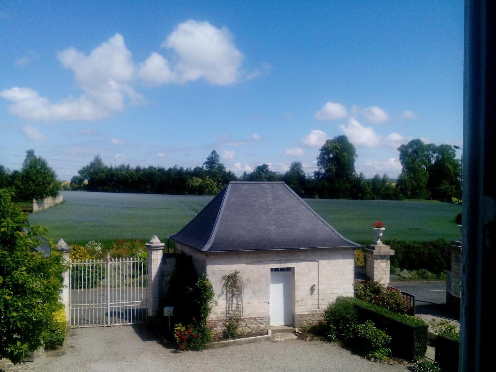 Charme D Antan Acomodação com café da manhã Villers-Châtel Quarto foto